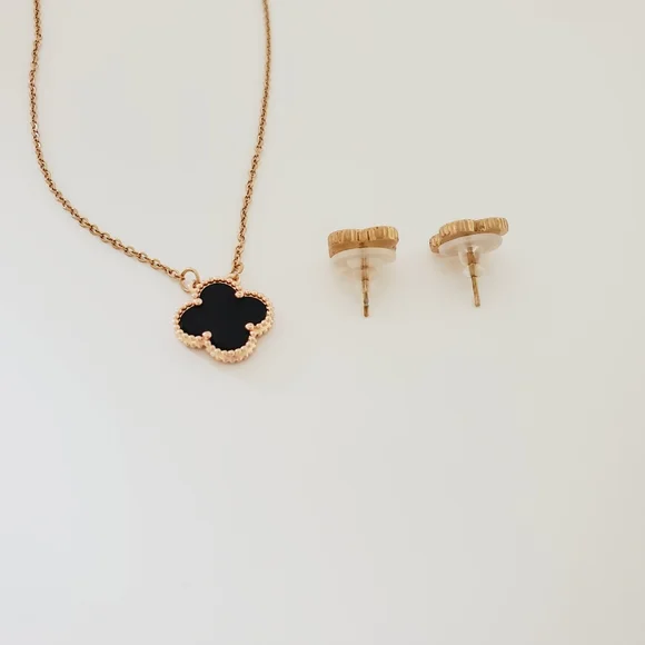 Gold Filled Four Leaf Clover Necklace and Earrings Set - Picture 6 of 9